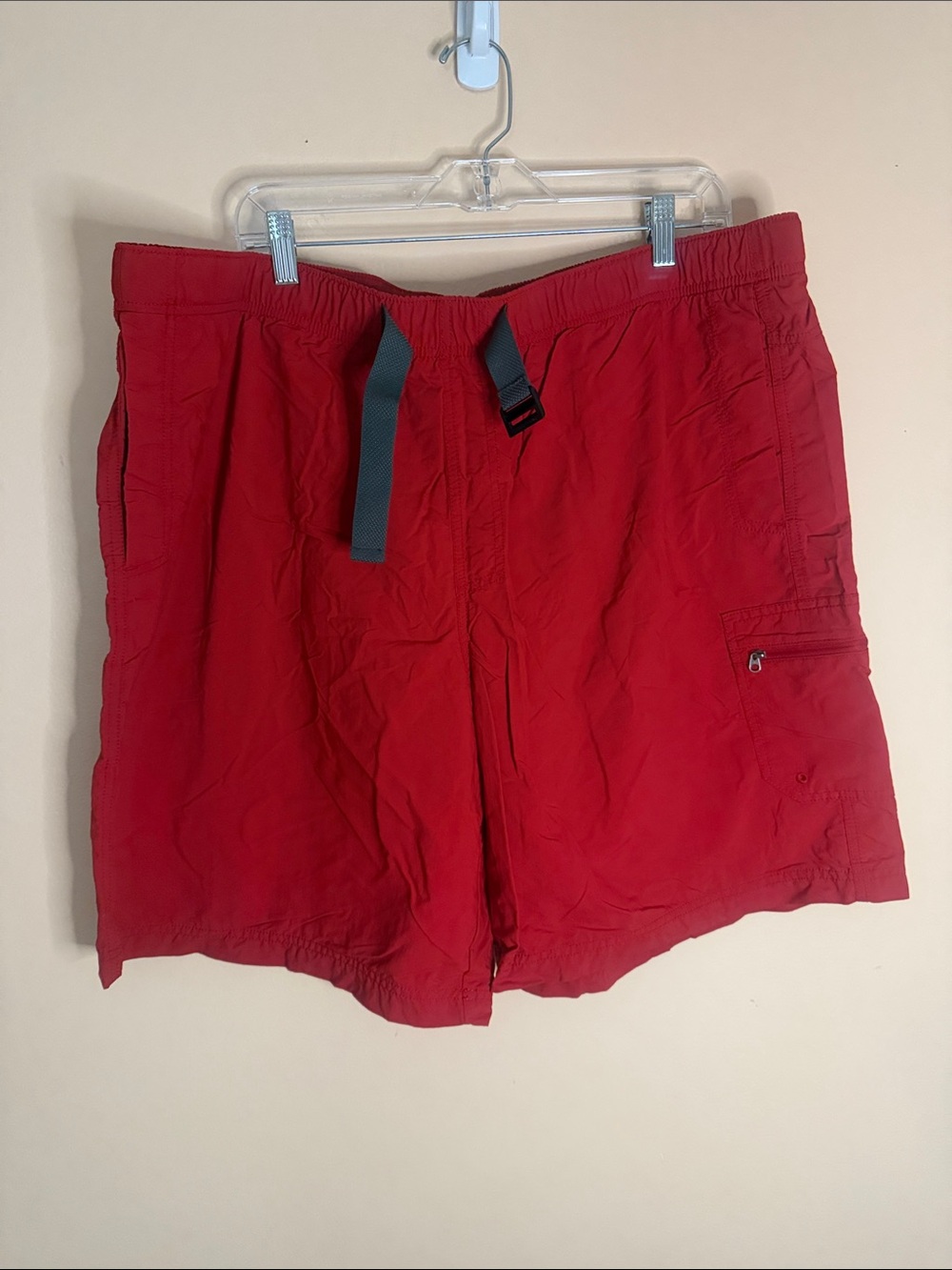 Columbia Men's Red Athletic Drawstring Shorts